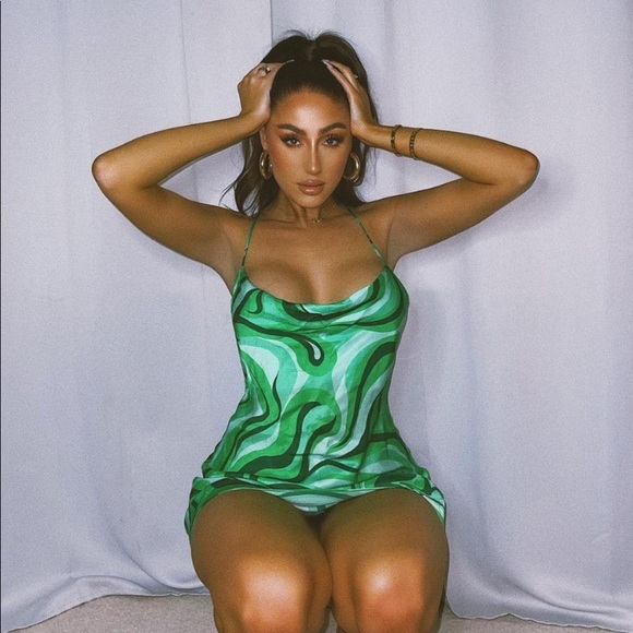 Zara Flowy Mini Dress - Picture 7 of 16